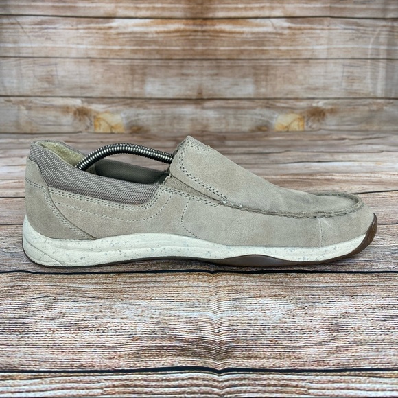 Clarks Slip On loafers Men Size 11.5 Casual Shoes - Beige - NEW - Picture 5 of 9